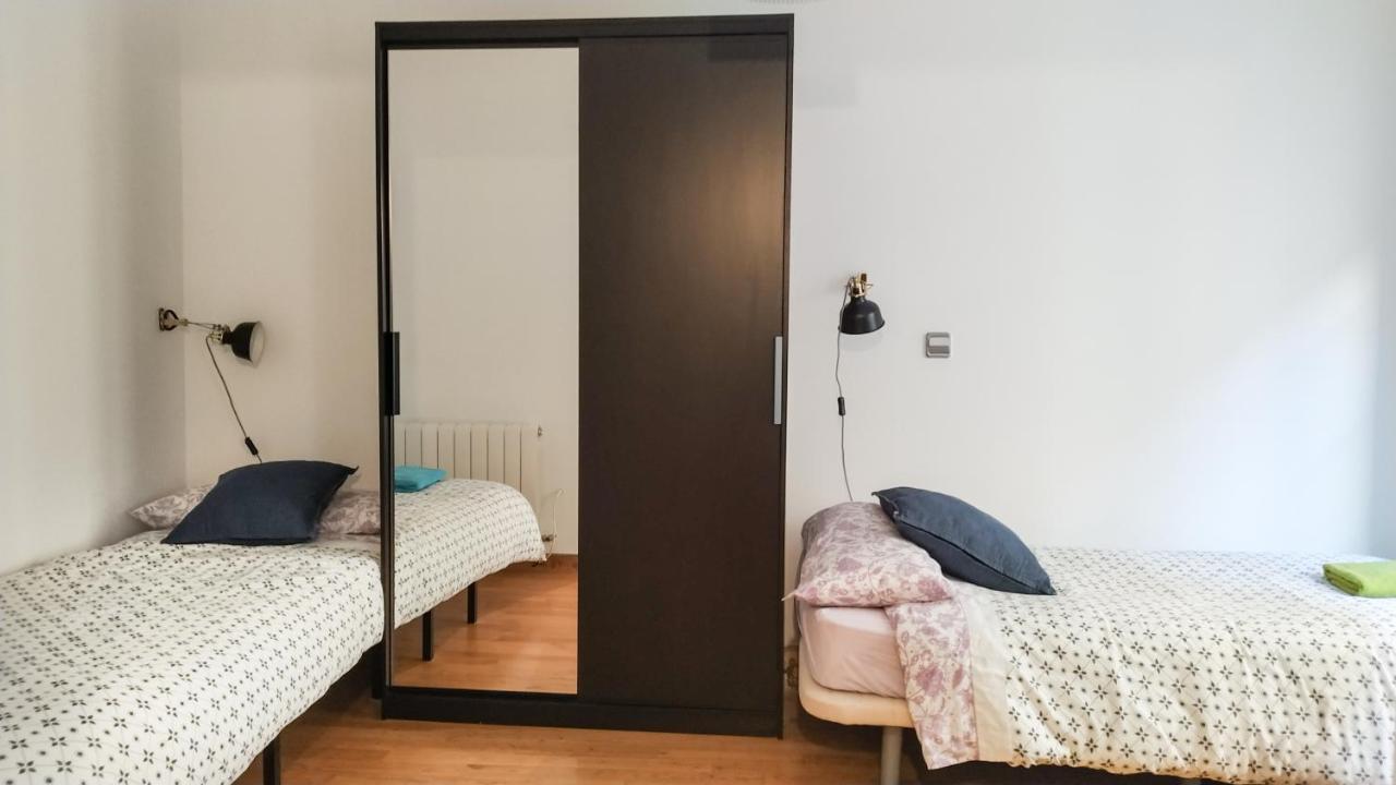 At Compania 100 M2 2 Wc Appartement Pamplona Buitenkant foto
