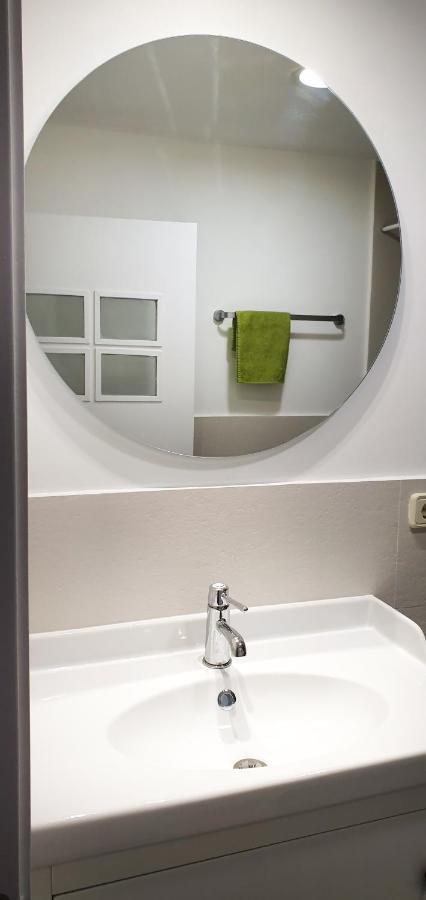 At Compania 100 M2 2 Wc Appartement Pamplona Buitenkant foto