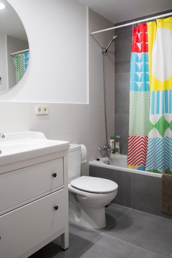 At Compania 100 M2 2 Wc Appartement Pamplona Buitenkant foto